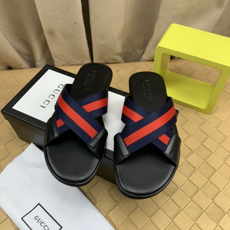 G*u*i slippers